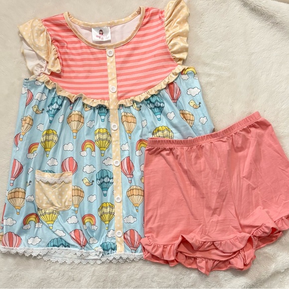 Colorful Matching Set - Picture 1 of 4